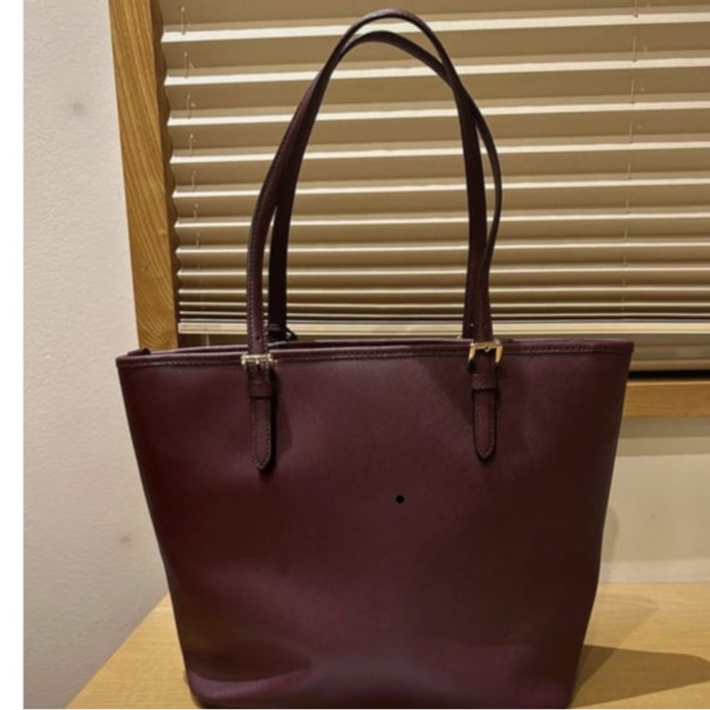 Michael Kors Jet Set Snap Pocket Leather Tote Maroon - Picture 5 of 6